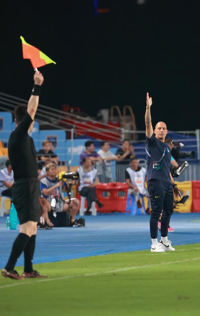 华体会直播-马德兴：南通被误判，道德只是抓手，核心还是业务！